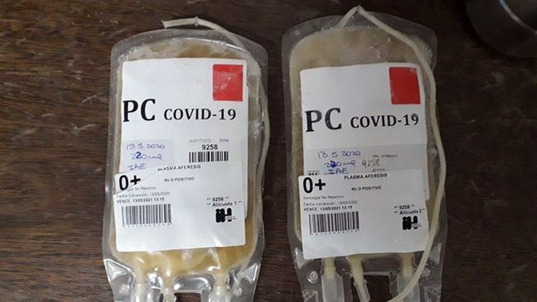 Cuatro hombres recibieron plasma de personas recuperadas de coronavirus