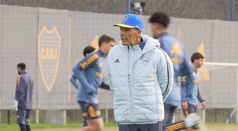 Miguel Ángel Russo se prepara para jugar el Mundial de Clubes con Boca. Miguel Ángel Russo se prepara para jugar el Mundial de Clubes con Boca.