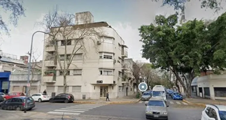 Esta mujer fue encontrada con su hijo en el barrio porteño de Caballito.