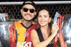 Mirá el look de La China para alentar a Mauro Icardi.