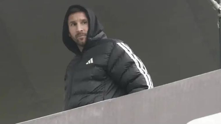 Tras su estadía en Rosario, Lionel Messi vuelve a la normalidad: emprendió su vuelta a Estados Unidos.