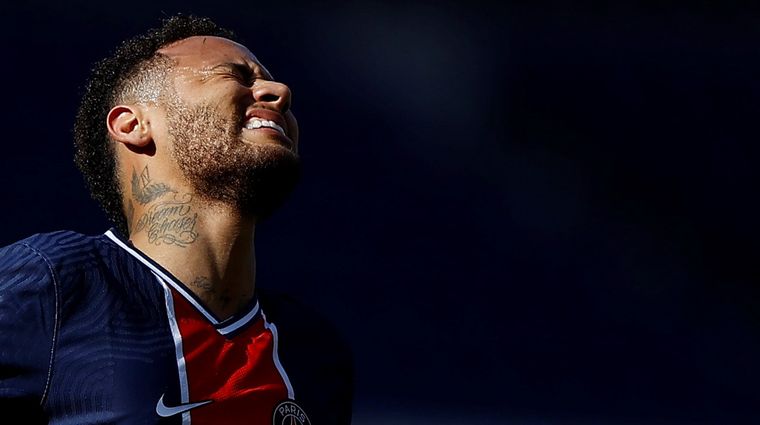 El brasilero intentó volver al Barcelona, pero la negociación se frustró. Foto: EFE