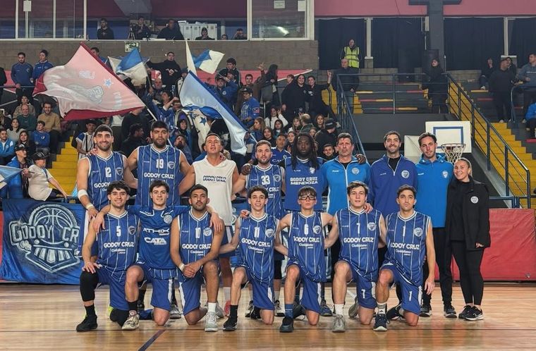 Godoy Cruz venció a Anzorena y sacó ventaja en la fina de la Superliga de básquet masculina.