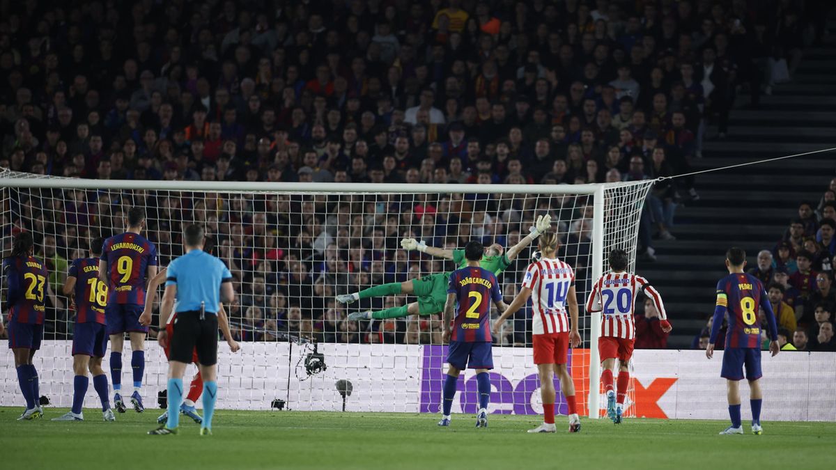 ¡Estás loco, Araña! El tremendo golazo de Julián Álvarez que dejó mudo al Camp Nou