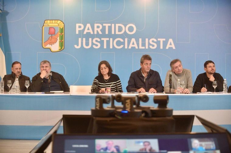 El peronismo busca unirse de cara a octubre, ya sin Cristina como jugadora principal.