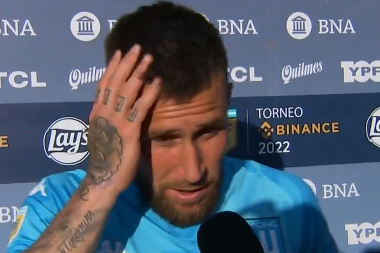 Gómez, figura del triunfo de Racing, aseguró que creía que Gago lo iba a sacar en el entretiempo.