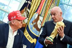 Donald Trump y Gianni Infantino confirmaron el día y sede del sorteo del Mundial 2026. Donald Trump y Gianni Infantino confirmaron el día y sede del sorteo del Mundial 2026.