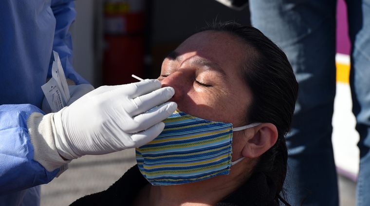 La variante Delta parece no tener control en una importante provincia Foto: ALF PONCE MERCADO / MDZ