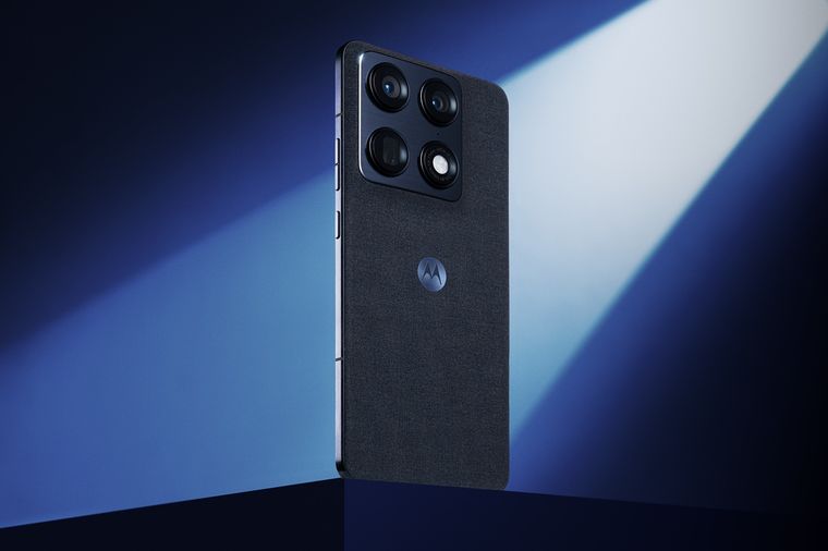 La cámara del motorola signature obtuvo el reconocimiento Gold Label de DXOMARK por su calidad superior. La cámara del motorola signature obtuvo el reconocimiento Gold Label de DXOMARK por su calidad superior.