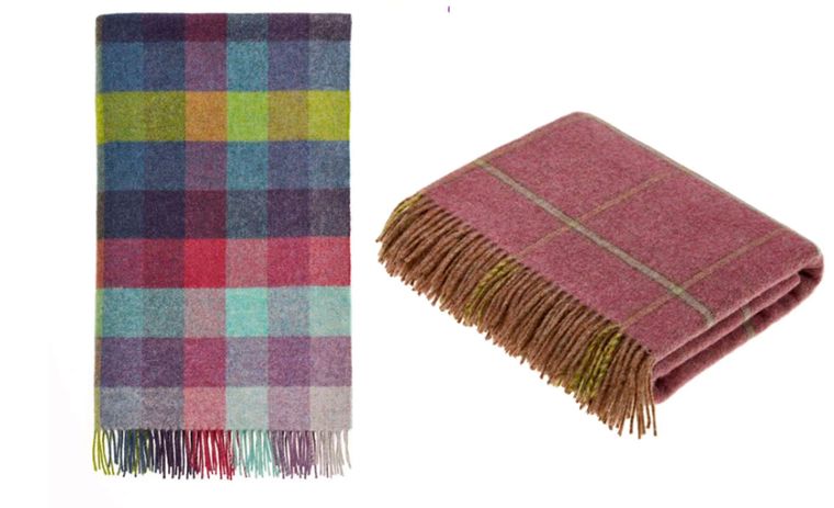 Manta de lana que reinventa el diseño tartán con colores vibrantes, Ideal para cubrir un sillón o colocarla en los pies de una cama. Créditos: wayfair.com Manta de lana que reinventa el diseño tartán con colores vibrantes, Ideal para cubrir un sillón o colocarla en los pies de una cama. Créditos: wayfair.com