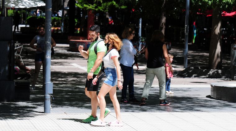 El clima se presentará muy agradable este lunes en todo el país. Foto: ALF PONCE MERCADO / MDZ