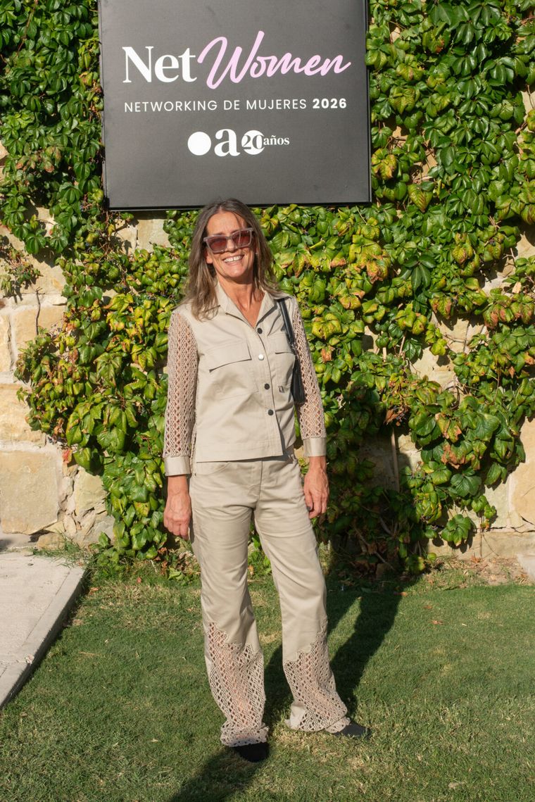 Julieta Beltramone. Julieta Beltramone.