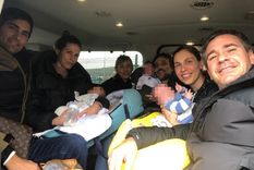 las familias argentinas y sus bebes por vientres subrogados llegaron a polonia las familias argentinas y sus bebes por vientres subrogados llegaron a polonia