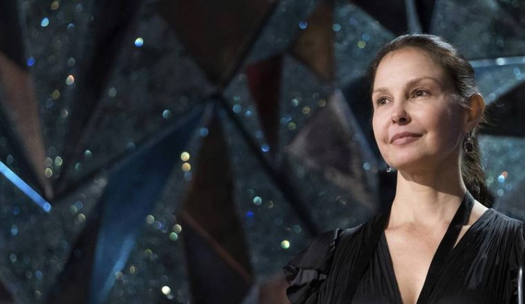 Lesión Ashley Judd se lastimó una de sus piernas