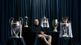Pep Guardiola se va del Manchester City tras 10 temporadas en el club. Pep Guardiola se va del Manchester City tras 10 temporadas en el club.