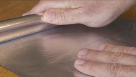 Los diferentes usos del papel aluminio. Foto: Shutterstock Los diferentes usos del papel aluminio. Foto: Shutterstock