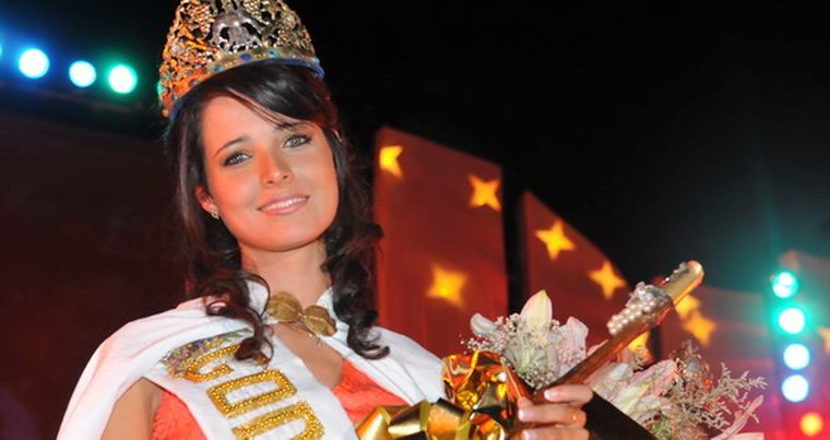 La flamante soberana 2009 de Godoy Cruz, Nadya de Longo, representó al distrito Centro. Foto: Pachy / MDZ