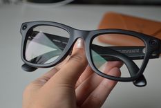 El equipo de desarrollo técnico de Apple postergó la salida comercial de los lentes inteligentes hasta finales de 2027.