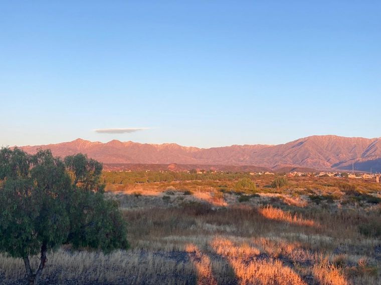 Un avanzado amanecer otoñal, en Mendoza Foto: MDZ Online