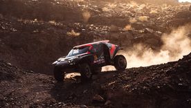 Cristina Gutiérrez completó 70 kilómetros sin dirección asistida en la etapa más larga del Dakar. Cristina Gutiérrez completó 70 kilómetros sin dirección asistida en la etapa más larga del Dakar.