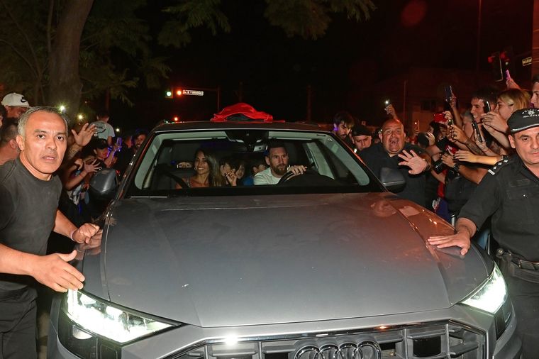 Messi revolucionó Rosario con una mega fiesta. Foto: Télam