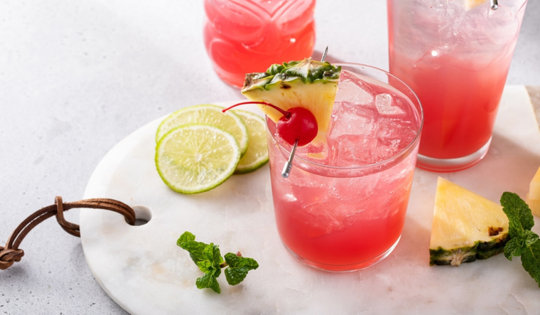 Singapore sling: ingredientes, preparación y curiosidades Foto: Shutterstock