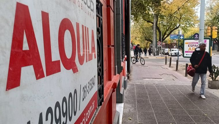 Una de las formas más habituales para actualizar los alquileres es en base a la inflación. Foto: Walter Moreno/MDZ Una de las formas más habituales para actualizar los alquileres es en base a la inflación. Foto: Walter Moreno/MDZ