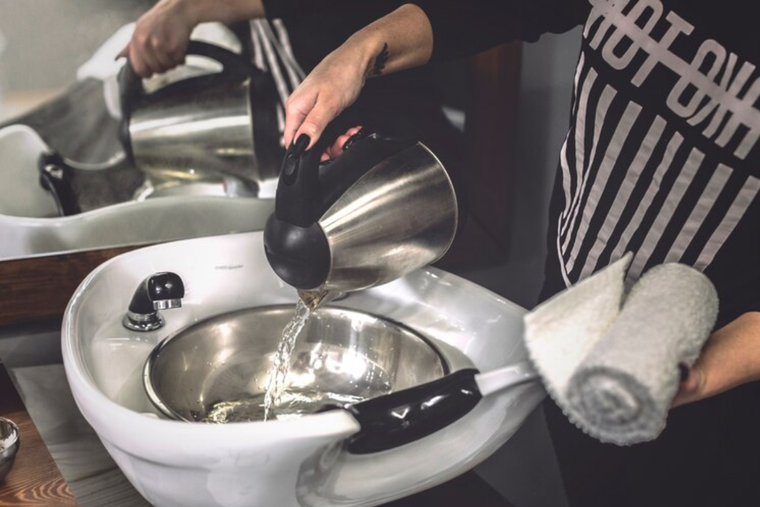 Así puedes limpiar la sartén con bicarbonato de sodio Foto: Freepick