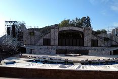 el teatro griego y el parque, a full de cara a la fiesta del sabado el teatro griego y el parque, a full de cara a la fiesta del sabado