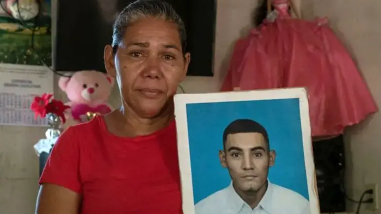 Marcela Alvarado no sabe nada de su hijo, José Duval Mata Alvarado, desde que lo detuvieron en abril de 2022.