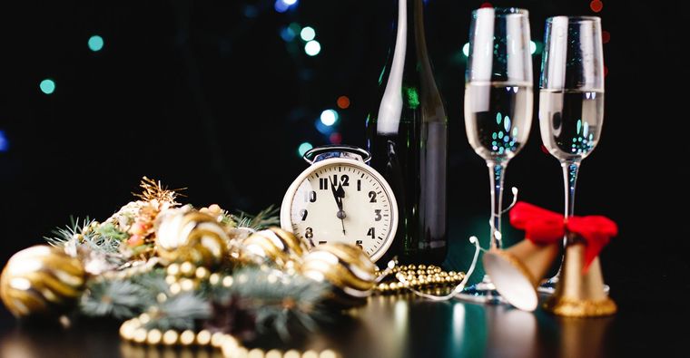 ¡Feliz año nuevo! Foto: Foto de Navidad creado por freepic.diller - www.freepik.es