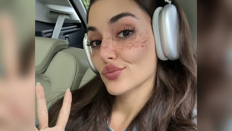 Hande Ercel Se divierte en el set de rodaje Foto: @Handeercel