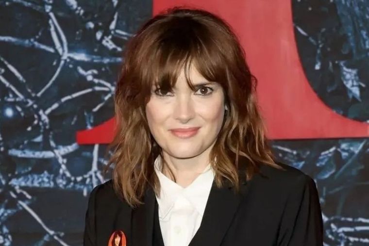Winona Ryder Winona Ryder, Stranger Things, Millie Bobby Brown Foto: Instagram Winona Ryder fans