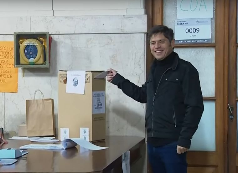 El gobernador Axel Kicillof votará en la Escuela Superior de Sanidad “Floreal Ferrera” de La Plata, a las 10:30. El gobernador Axel Kicillof votará en la Escuela Superior de Sanidad “Floreal Ferrera” de La Plata, a las 10:30.