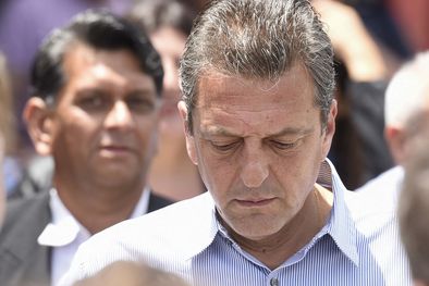 MDZol | Empresas importadoras reclaman la devolución de los anticipos de IVA y Ganancias que cobró la AFIP desde el 2023, durante la gestión de Massa. Foto: EFE