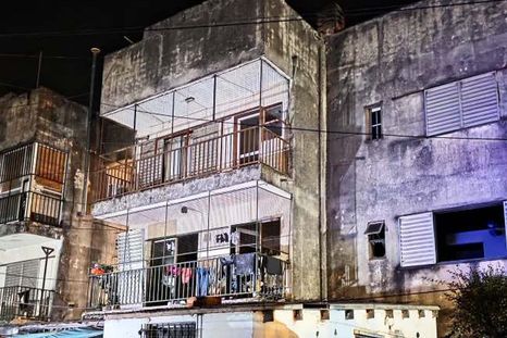 Investigan la causa del incendio que provocó la muerte de dos niños en Concordia. Investigan la causa del incendio que provocó la muerte de dos niños en Concordia.