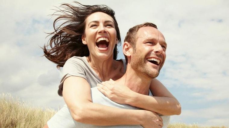 El ejercicio y una buena alimentación ayudan a una vida sana, pero hay otras cosas que también contribuyen. Foto: GETTY IMAGES