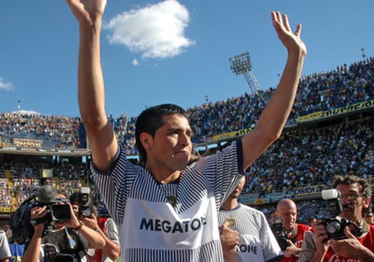 Riquelme ya firmó para Boca. Foto: NA