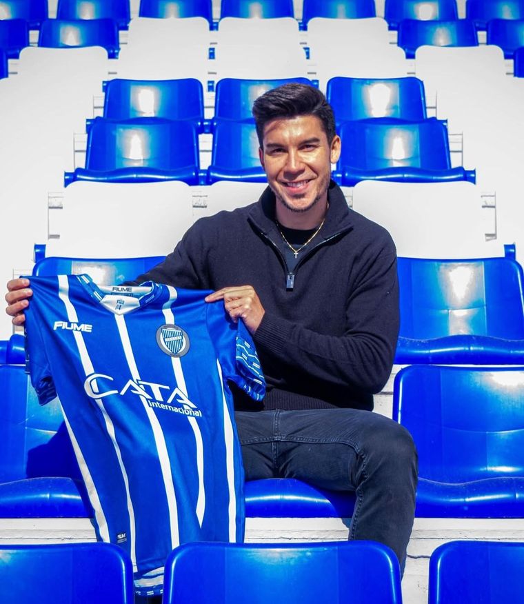 Pol Fernández volverá a vestir la camiseta del Tomba. 