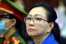 Truong My Lan en su juicio en el Tribunal Superior Popular de la ciudad de Ho Chi Minh. Foto: Efe.