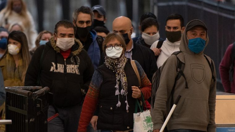 El promedio de casos está descendiendo en el país según el reporte del Gobierno