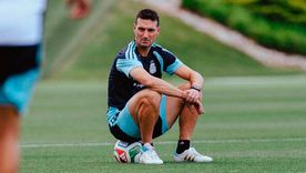 Lionel Scaloni perfila la formación de la Selección argentina para el debut. Lionel Scaloni perfila la formación de la Selección argentina para el debut.