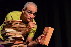 daniel quiroga estrena unipersonal en el teatro independencia