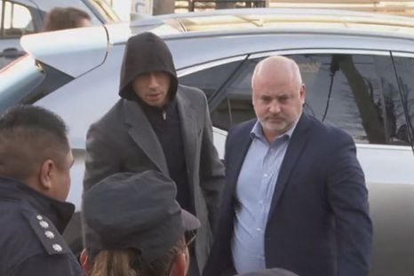 Así llegó Montiel para someterse a pericias psicológicas. Foto: Captura TN
