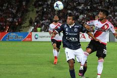 el partido entre independiente rivadavia y river fue suspendido por zonda