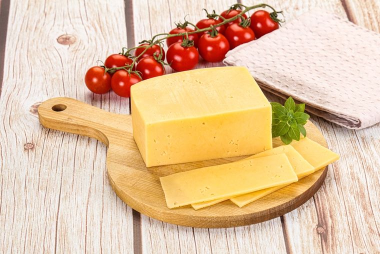 La listeriosis puede generar síntomas leves o cuadros graves, especialmente en embarazadas y personas inmunosuprimidas. Foto: Shutterstock La listeriosis puede generar síntomas leves o cuadros graves, especialmente en embarazadas y personas inmunosuprimidas. Foto: Shutterstock