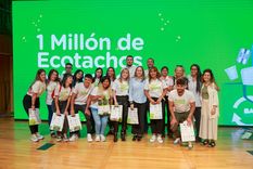 el ministerio de espacio publico e higiene urbana entrego 1 millon de ecotachos