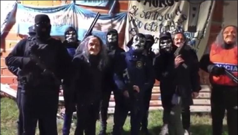 El video de las amenazas generó una gran polémica en redes sociales.