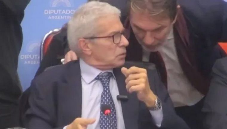 El ministro de Justicia, Mariano Cúneo Libarona, expuso en la comisión de Mujeres y Diversidad de la Cámara de Diputados, y desató polémica por su mensaje contra las diversidades sexuales. Foto: Captura de video