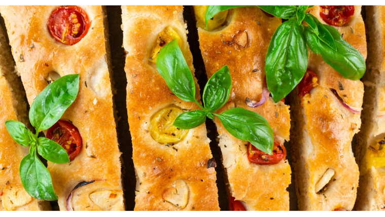 La receta tradicional siempre usa aceite de oliva extra virgen para lograr el sabor auténtico. La receta tradicional siempre usa aceite de oliva extra virgen para lograr el sabor auténtico.